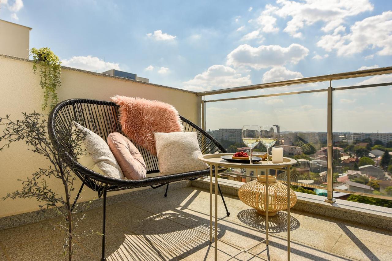 Eye Candy Romexpo 2-Bedroom With Free Parking Bukarest Kültér fotó