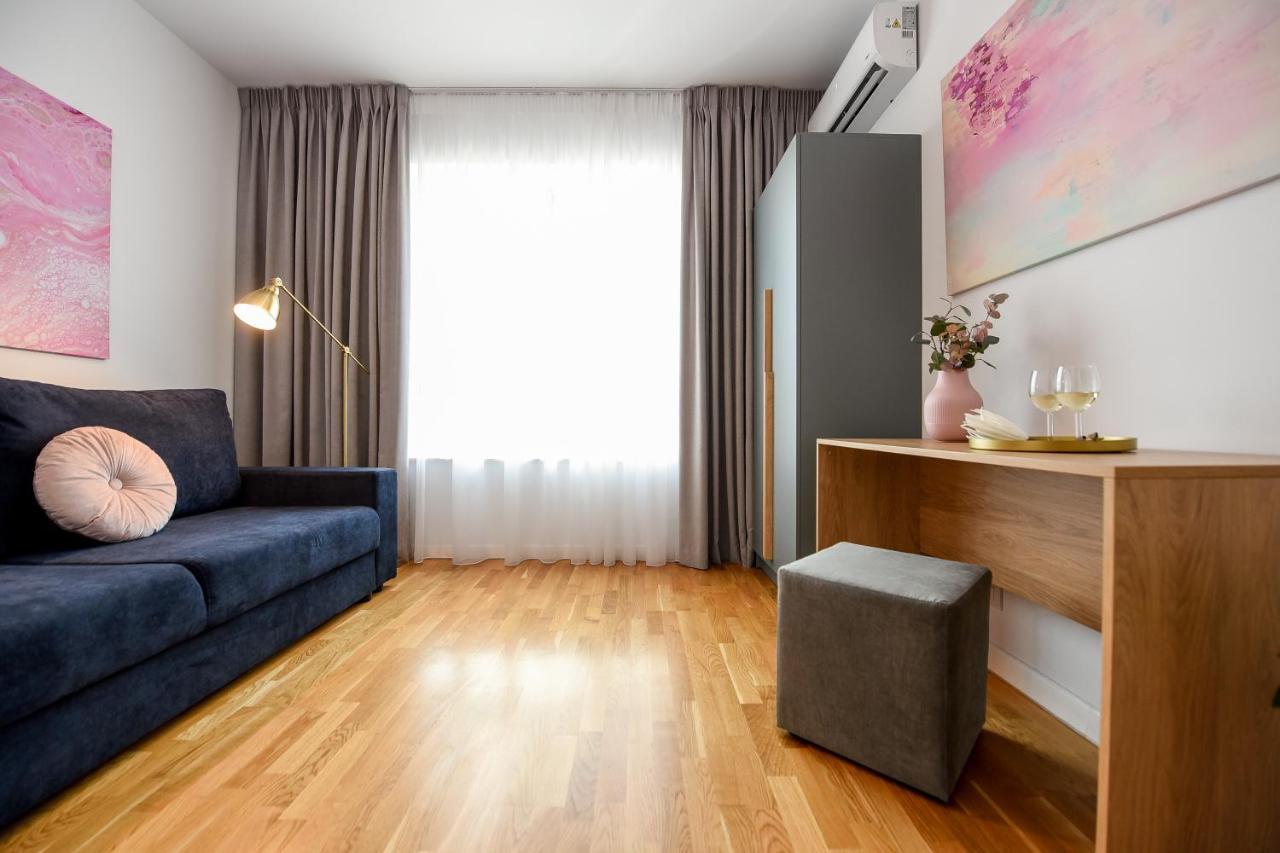 Eye Candy Romexpo 2-Bedroom With Free Parking Bukarest Kültér fotó
