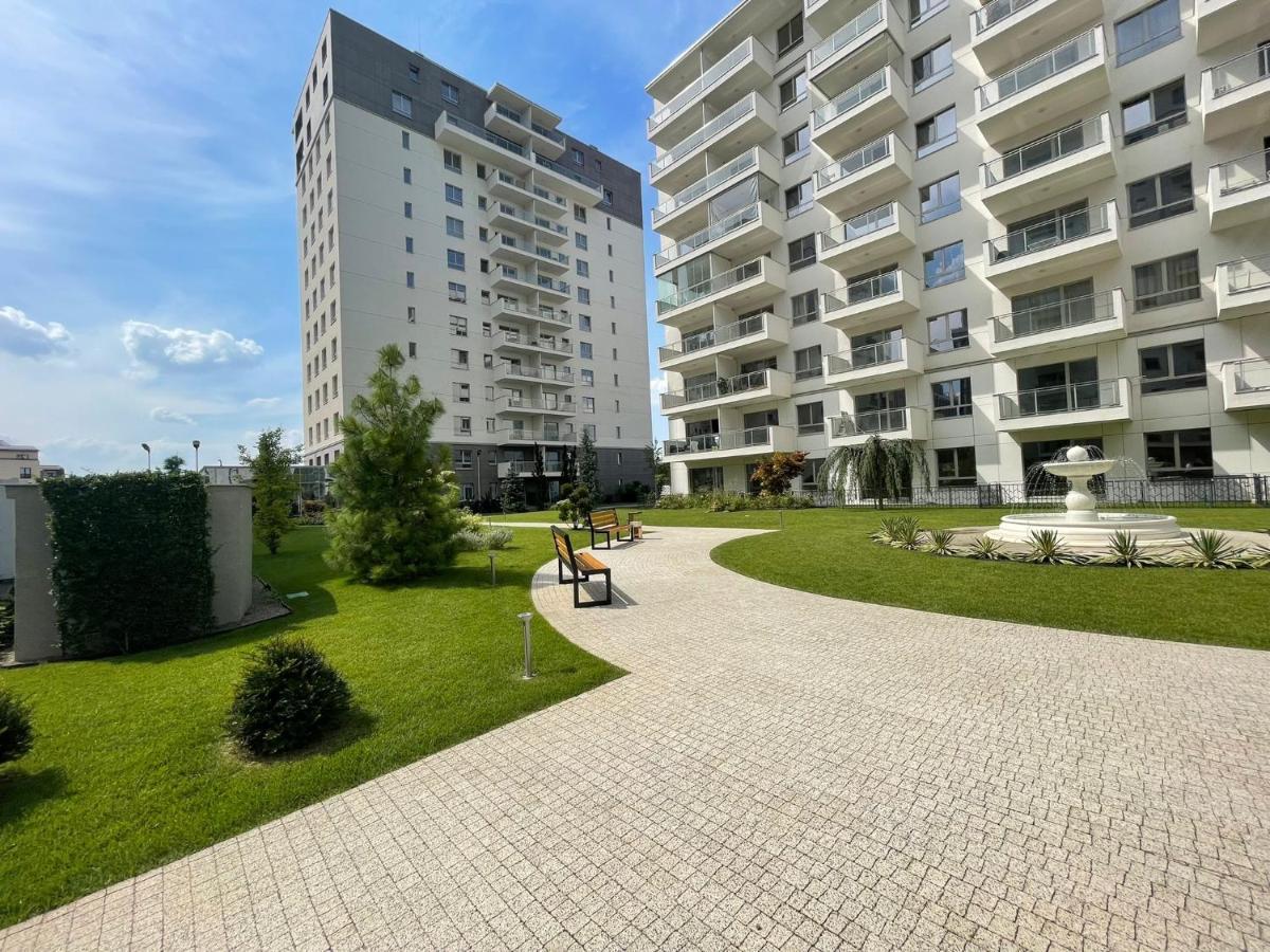 Eye Candy Romexpo 2-Bedroom With Free Parking Bukarest Kültér fotó